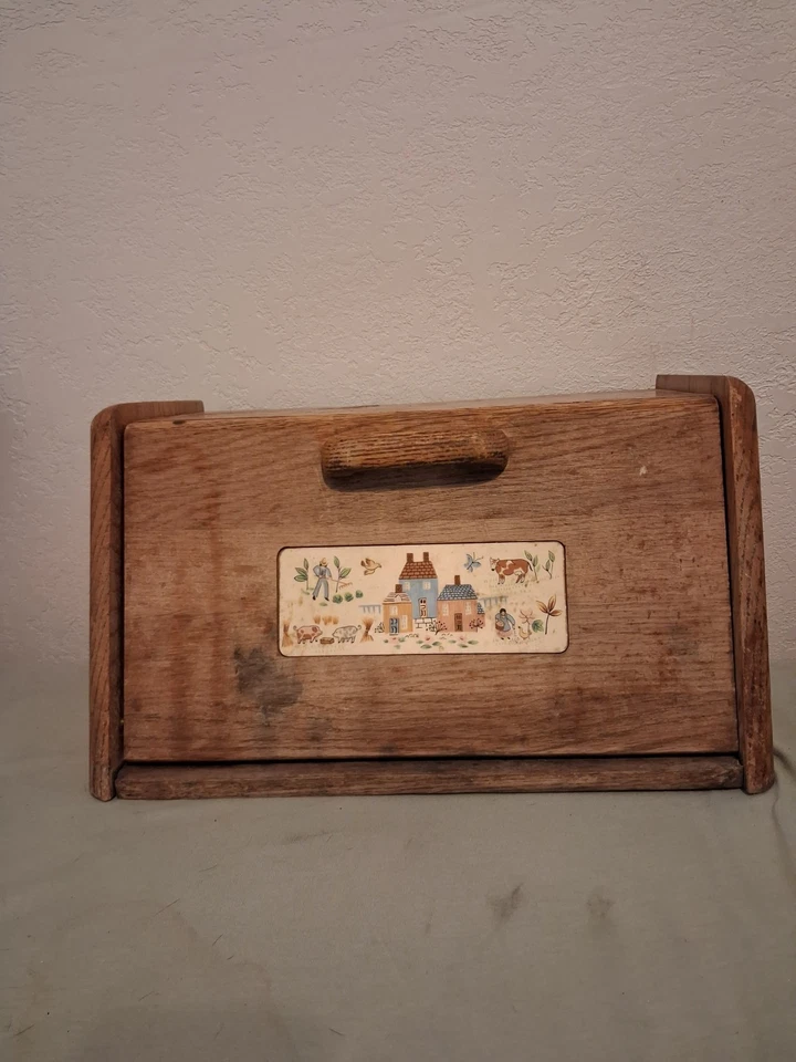 International Heartland Wooden Breadbox Vintage Country Farmhouse - Image 1 of 2