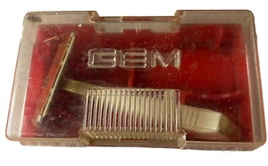 1950s Gem Feather Weight Safety Razors Gold With Case - Picture 1 of 9