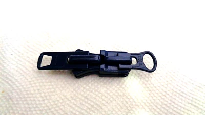 Set of 2 Navy Blue #10V heavy duty YKK nesting sliders for 2 Way Vislon zipper - Image 1 of 4