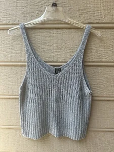 Camiseta sin mangas Moon & Madison para mujer talla grande gris tejido a ganchillo sin mangas - Imagen 1 de 2
