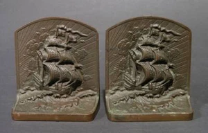 Sujetalibros de velero BronzMet de la década de 1920, estilo artesanal, 5 x 4,5 x 2" - Imagen 1 de 11