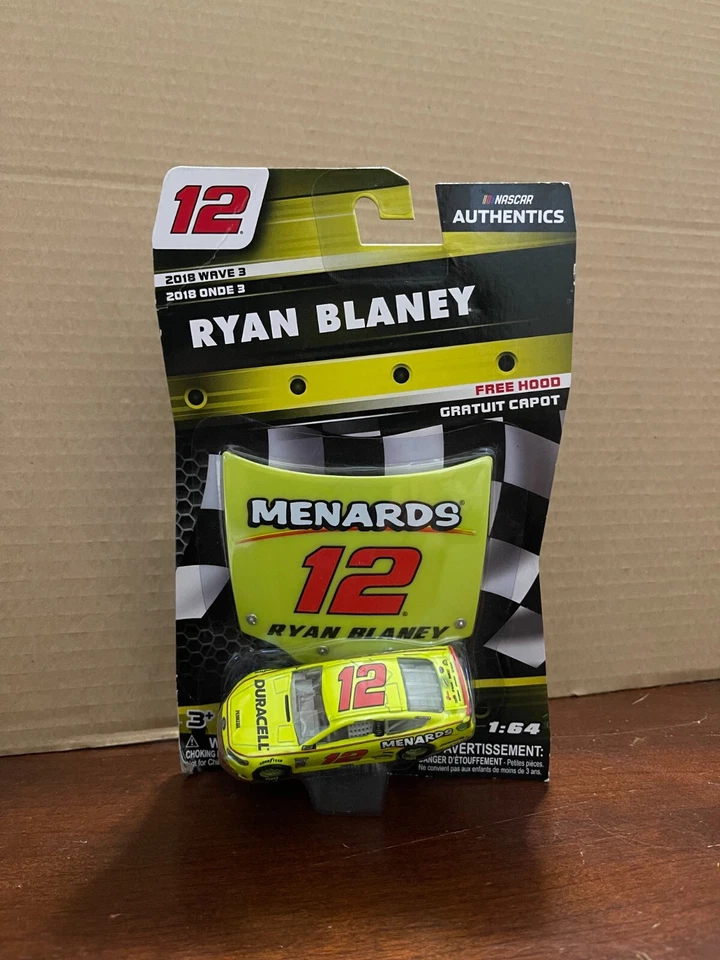 Ryan Blaney #12 Wave 3 Menards Ford Fusion NASCAR Authentics 2018 Diecast 1/64