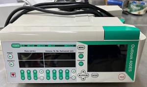B Braun Outlook 400ES Infusion Pump - Picture 1 of 6