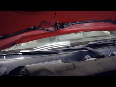 Правый рычаг стеклоочистителя 2008 2009 2010 2011 2012 128I 1347819 - Изображение 1 из 4