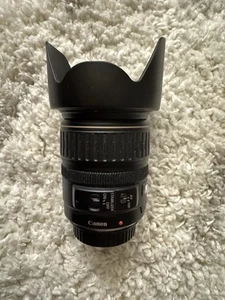Canon EF 28 mm -135 mm f/3.5-5.6 IS USM - Black - Picture 1 of 7