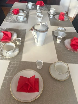 Hutschenreuther Hohenberg Service, Dekor 04201"Perlmuttgrau + Goldrand, 6 Pers. - Bild 1 von 4