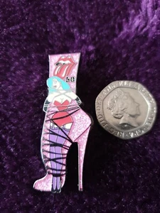 Sexy FUN  - Naked  JESSICA RABBIT  - PIN BADGE NEW  - Picture 1 of 1