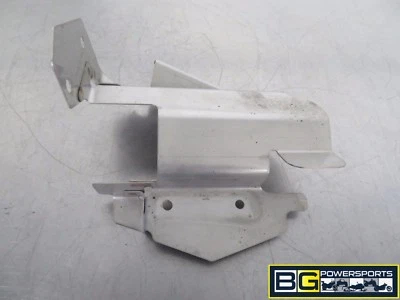 EB354 2005 HONDA ST1300A BOTE DE VAPOR PROTECTOR TÉRMICO Foto 1 de 4