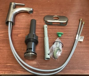NEW Moen 84516SRN Brushed Nickel Findlay 1H Bathroom Faucet W/Drain B123 - Picture 1 of 2