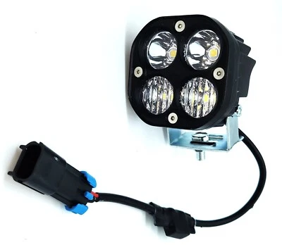 Polaris Ranger XP 1000 2018-2025 luz de respaldo con enchufe de fábrica sin agujeros Foto 1 de 4