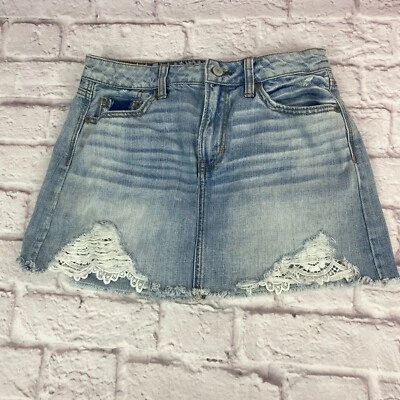 Falda vaquera para mujer American Eagle mini talla 4 tiro alto envejecida ganchillo azul Foto 1 de 4