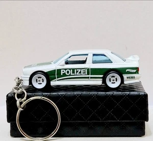 HOT WHEELS 2021 BMW M3 POLIZEI KEYRING GIFT PACK FREE SHIPPING - Picture 1 of 7