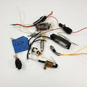 Assorted Avionics/Aviation Switch Fuses Lights Buttons Etc. - Bild 1 von 3
