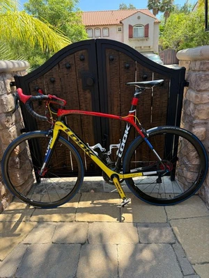 Look 695 Mondrian, Campagnolo Super Record, Enve Wheels Carbon Road Bike size M - Image 1 of 4