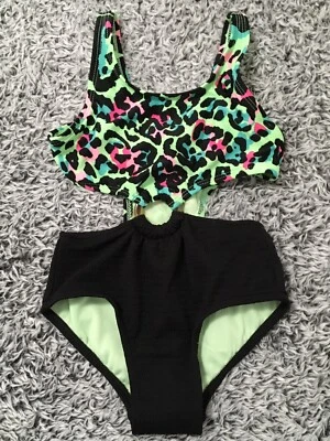 Traje de baño de una pieza estampado de guepardo Art Class para niñas talla XS (4/5) 'Wild Cat' Foto 1 de 4