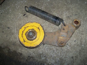 7000 Cub Cadet 590-401-100 60" plataforma cortacésped polea loca resorte WM-4336 WM-31360 - Imagen 1 de 3