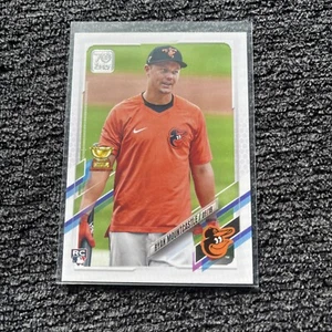 2021 Topps Update Series SP Photo Variation #US265 Ryan Mountcastle Rookie Card - Bild 1 von 4
