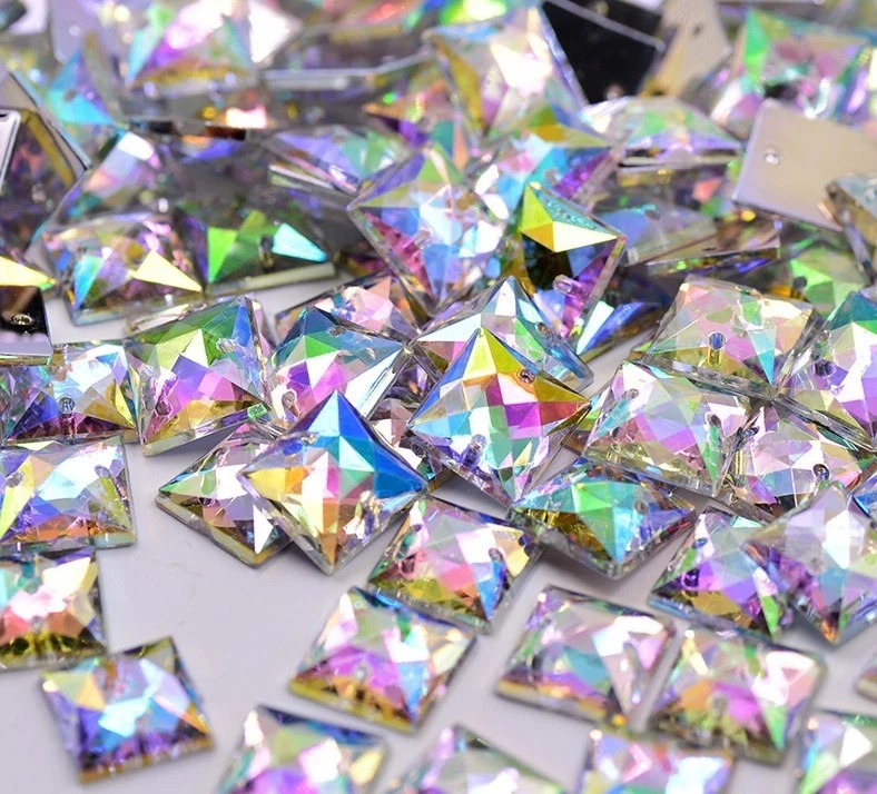100 AB Clear Sewing Acrylic Square Diamante Crystal Gems Rhinestone 10mm - Image 1 of 1