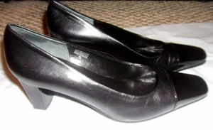 Womens sz 6.5 M- ETIENNE AIGER Classic Black Leather Pumps Heels Shoes NICE! - Picture 1 of 4
