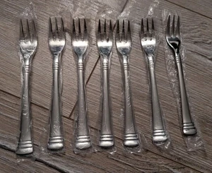 7 x Cambridge CODIE Stainless Cocktail Forks 5 5/8" NEW - Picture 1 of 3
