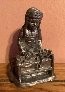Vintage Nurse Watching Over Baby Pewter Figurine Michael Ricker 1983 - Picture 1 of 12