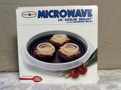 Vintage Nordicware Microwave Lil Sizzlin Skillet NIB non stick browning skillet - Image 1 of 4