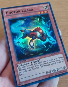 1st Edition Photon Lizard (NUMH-EN023) Super Rare YuGiOh Card (LP) - Picture 1 of 5