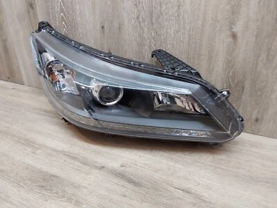 2013-2015 Honda Accord RH фары в сборе OEM - Изображение 1 из 4