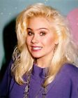 Christina Applegate With Her Purple Shirt 8x10 Picture Celebrity Print