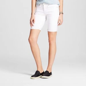 Women's Mid Rise Bermuda Shorts White Stain Resist - Mossimo Size 2 Waist 26 NWT - Picture 1 of 2