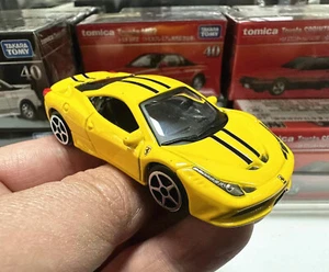 Bburago 1:64 Ferrari 458 Speciale Diecast Metal Model Boy Toy Car Yellow New - Picture 1 of 5