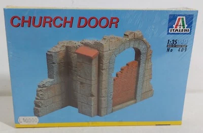 40747 Kit Montaggio Italeri 1/35 n. 409 - Church Door - Immagine 1 di 4