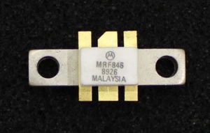 MRF846 - MOTOROLA,  NPN SILICON RF POWER TRANSISTOR - Picture 1 of 5