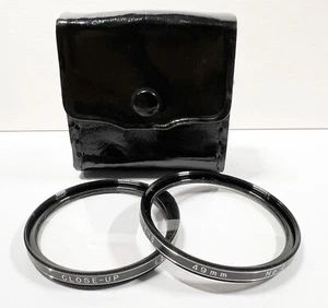 Vivitar close up lens no. 2 and no. 4 with case. - Picture 1 of 1