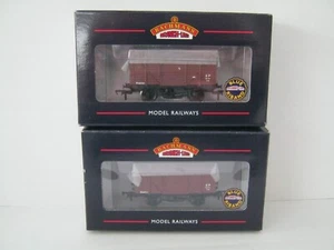 Bachmann 37-802 12 Ton Planked Ventilated Van BR Brown MIB x TWO (2) Midland Reg - Picture 1 of 2