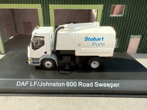 Barredora de carreteras Atlas Stobart DAF LF Johnston 600 puertos Stobart - Imagen 1 de 6