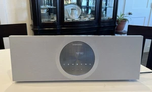Samsung MM-D470D/ZA Mini Stereo System CD iPod USB DVD Tested - Picture 1 of 22