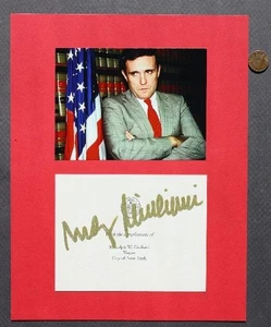 New York City Mayor Rudolph Giuliani autographed official NYC card & photo set - - Picture 1 of 1