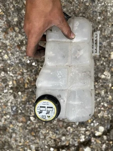 VOLVO V40 2012-DIESEL EXPANSION OVERFLOW BOTTLE TANK RESERVOIR 2012-ON 31338764 - Picture 1 of 3
