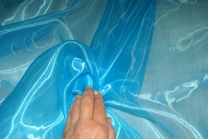 Lotes de 2m x 1,49m de ancho - Tela de organza AZUL con brillo - Imagen 1 de 2