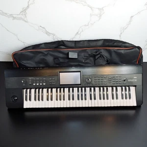 Workstation sintetizzatore 61 tasti KORG KROME con custodia e adattatore funzionamento confermato - Foto 1 di 10