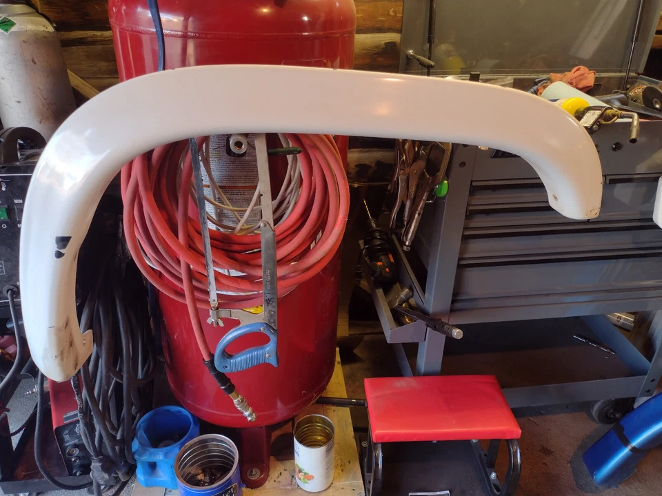 97-04 DODGE DAKOTA OEM MOPAR GUARDABARROS DELANTERO DERECHO FLARE P.S. Foto 1 de 4