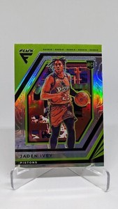 2022-23 Panini NBA Flux Jaden Ivey Silver Prizm Rookie RC #214 Detroit Pistons