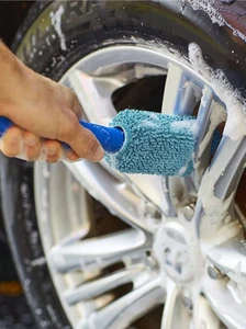 Car Wheel Washing Brush, Durable and Effective Cleaning Tool for Wheels and Rims - Picture 1 of 4