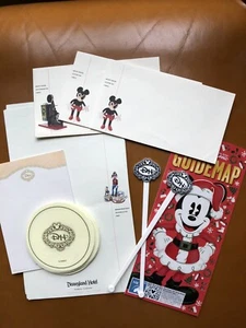 Papelería y recuerdos de Disney Hotel - Imagen 1 de 5