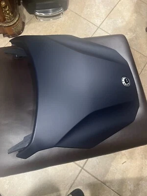 Can-Am Spyder RT 2022 Sea to Sky Top Case placa de extracción 520002705 G2NA Foto 1 de 4