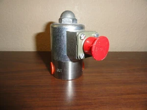 Parker V5S67960 1/4" NC Valve 13-30 vdc 19207-11668627-2 1D41213 - Picture 1 of 4