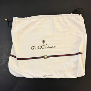 Bolso Gucci para almacenamiento de zapatos con cubierta antipolvo con cordón 16" x 14" - Imagen 1 de 8