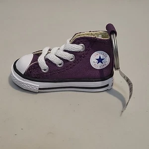 Converse Schlüsselanhänger Key Ring ALL STAR CHUCK TAYLOR PATCH SNEAKER EDITION LILA  - Bild 1 von 4