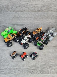 Hot wheels Monster Jam Lot Die Cast 7 [1:64] + 3 Mini - Bild 1 von 8